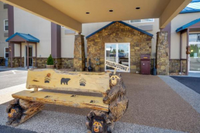 Гостиница Yellowstone West Gate Hotel  Вест Велоустоун
